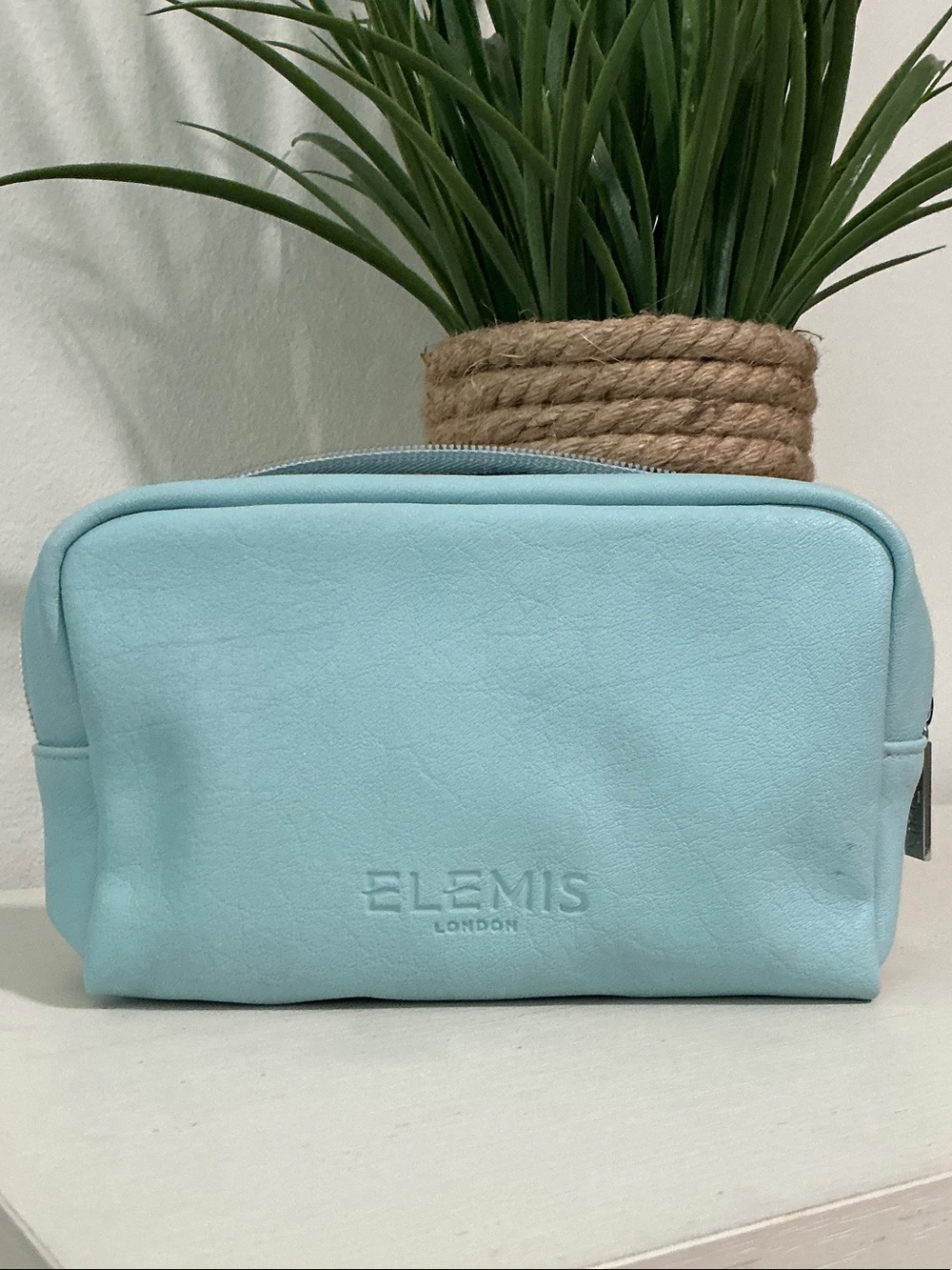 ELEMIS Light Aqua Travel Toiletry Pouch